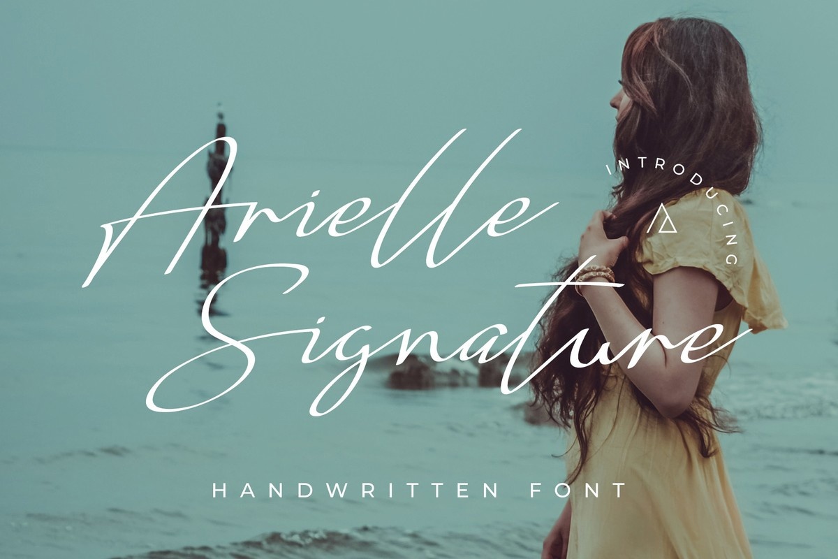 폰트 Arielle Signature